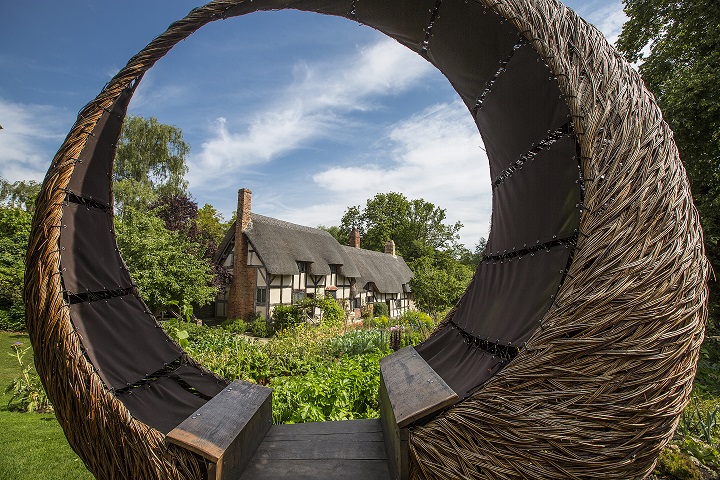 Anne Hathaway's Cottage, Shakespeare's Birthplace Trust. Stratford-upon-Avon.