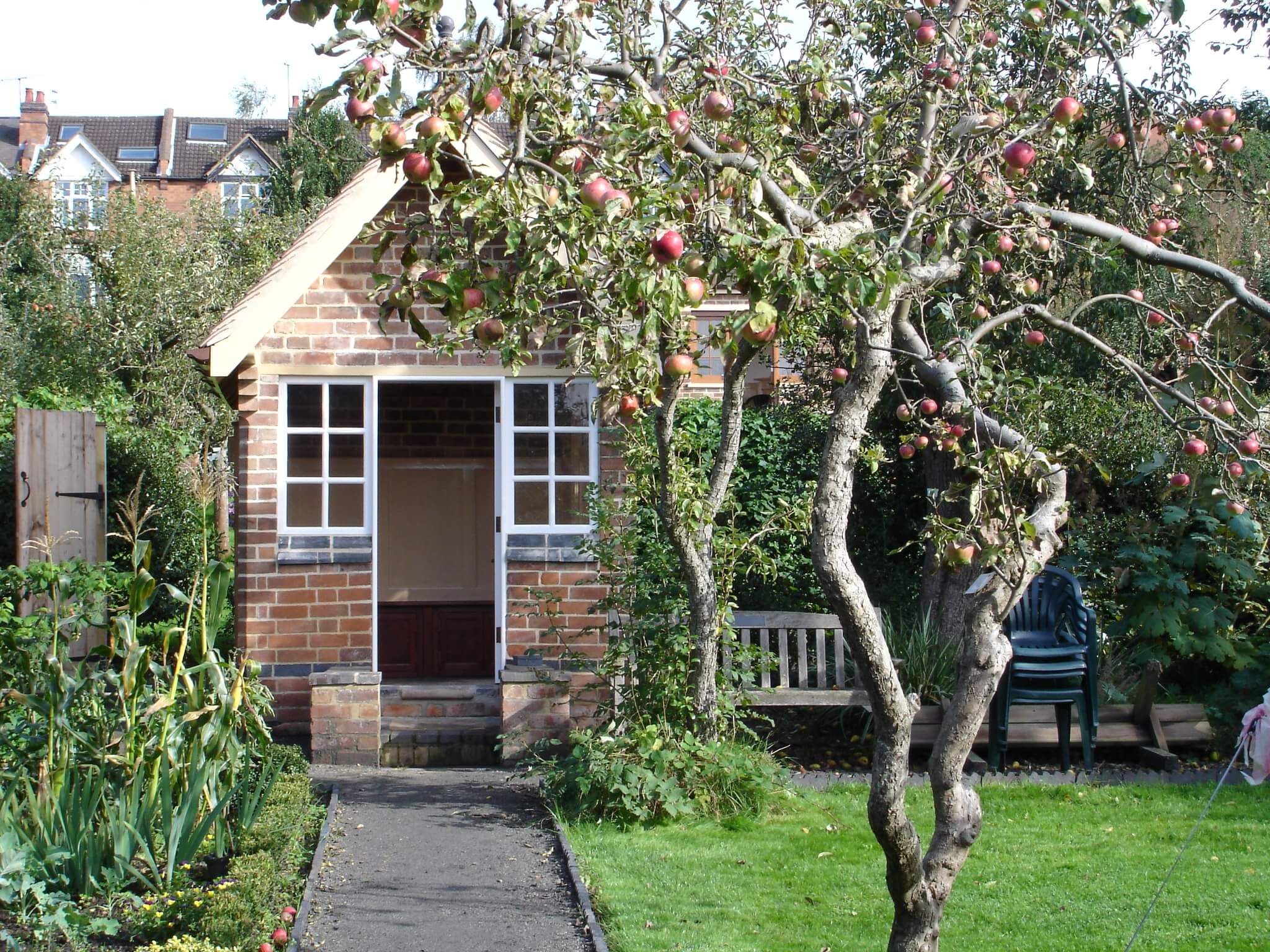 Hill Close Gardens